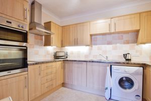 KITCHEN- click for photo gallery